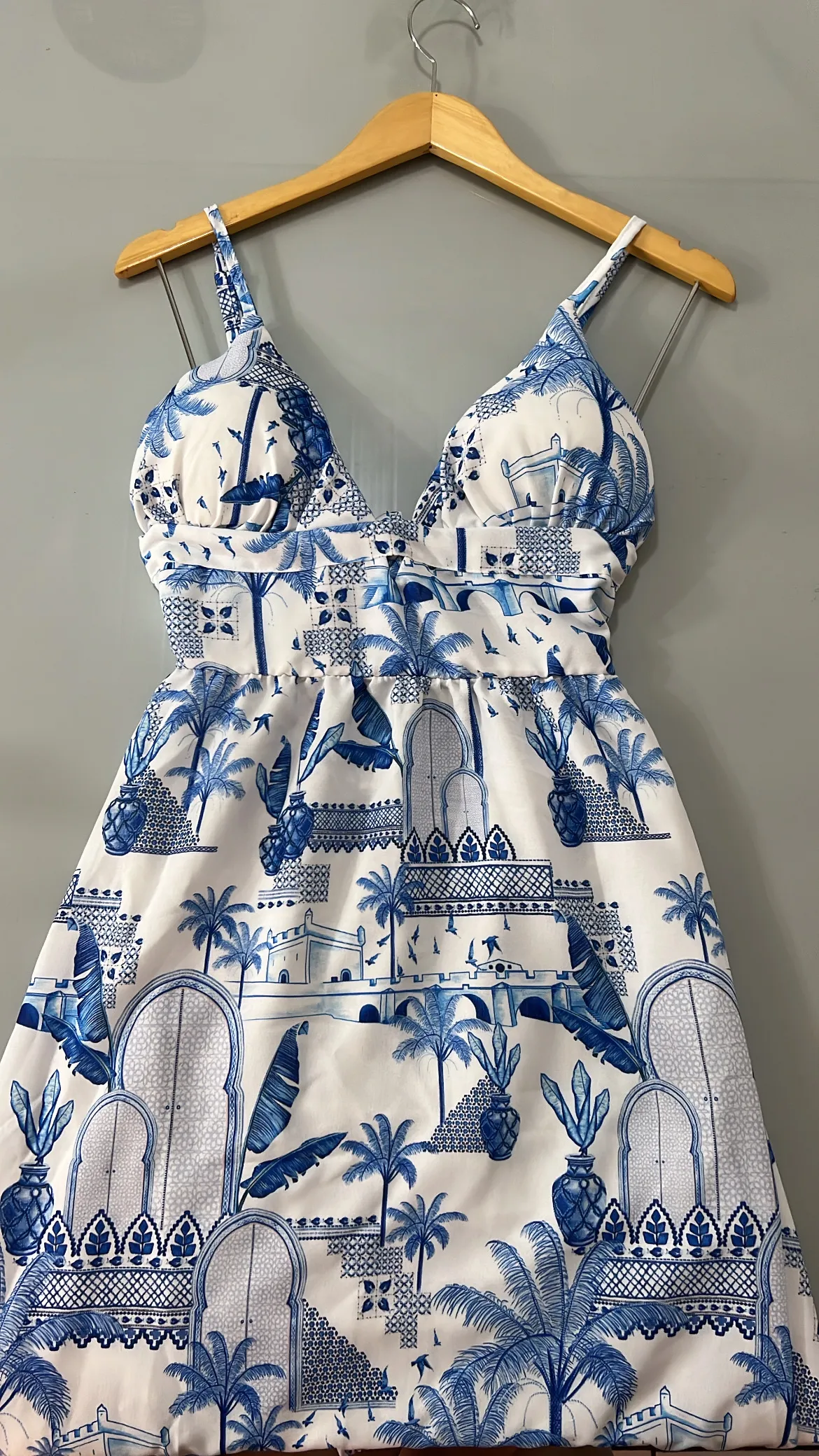 vestido morgana branco e azul